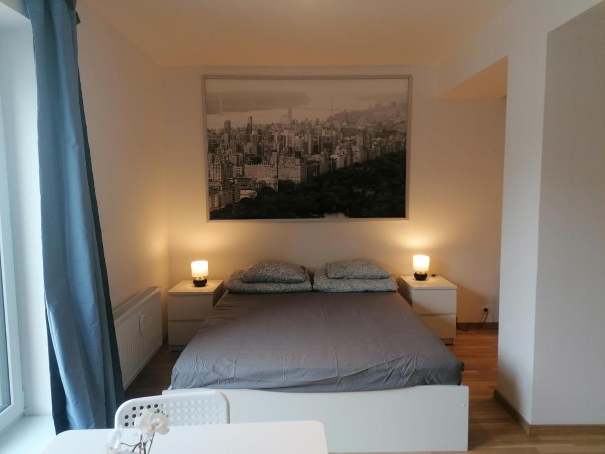 Brand New Studio Apartment # 45 With Free Parking In The City Center ปราก ภายนอก รูปภาพ